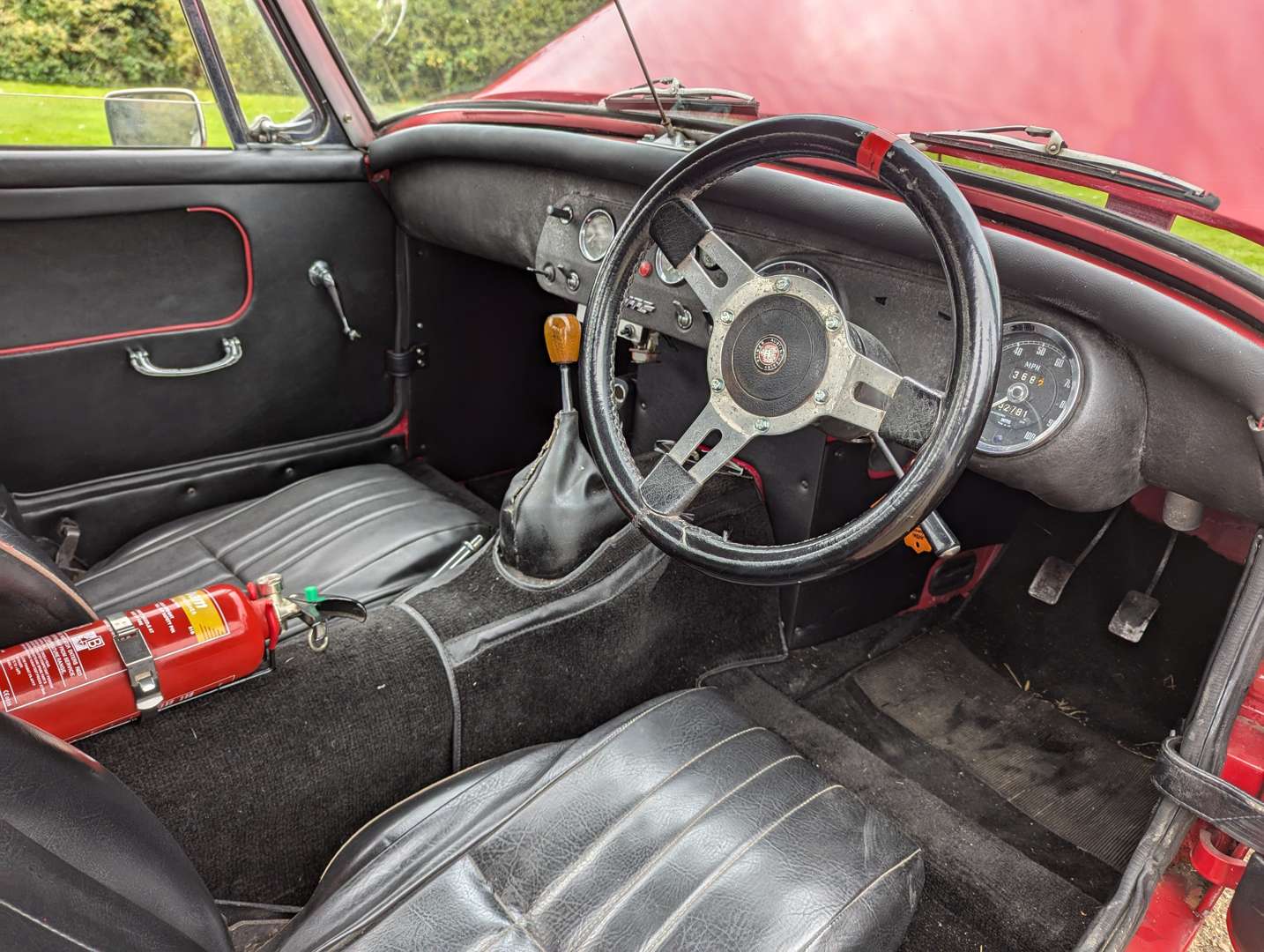 <p>1965 AUSTIN HEALEY SPRITE</p>