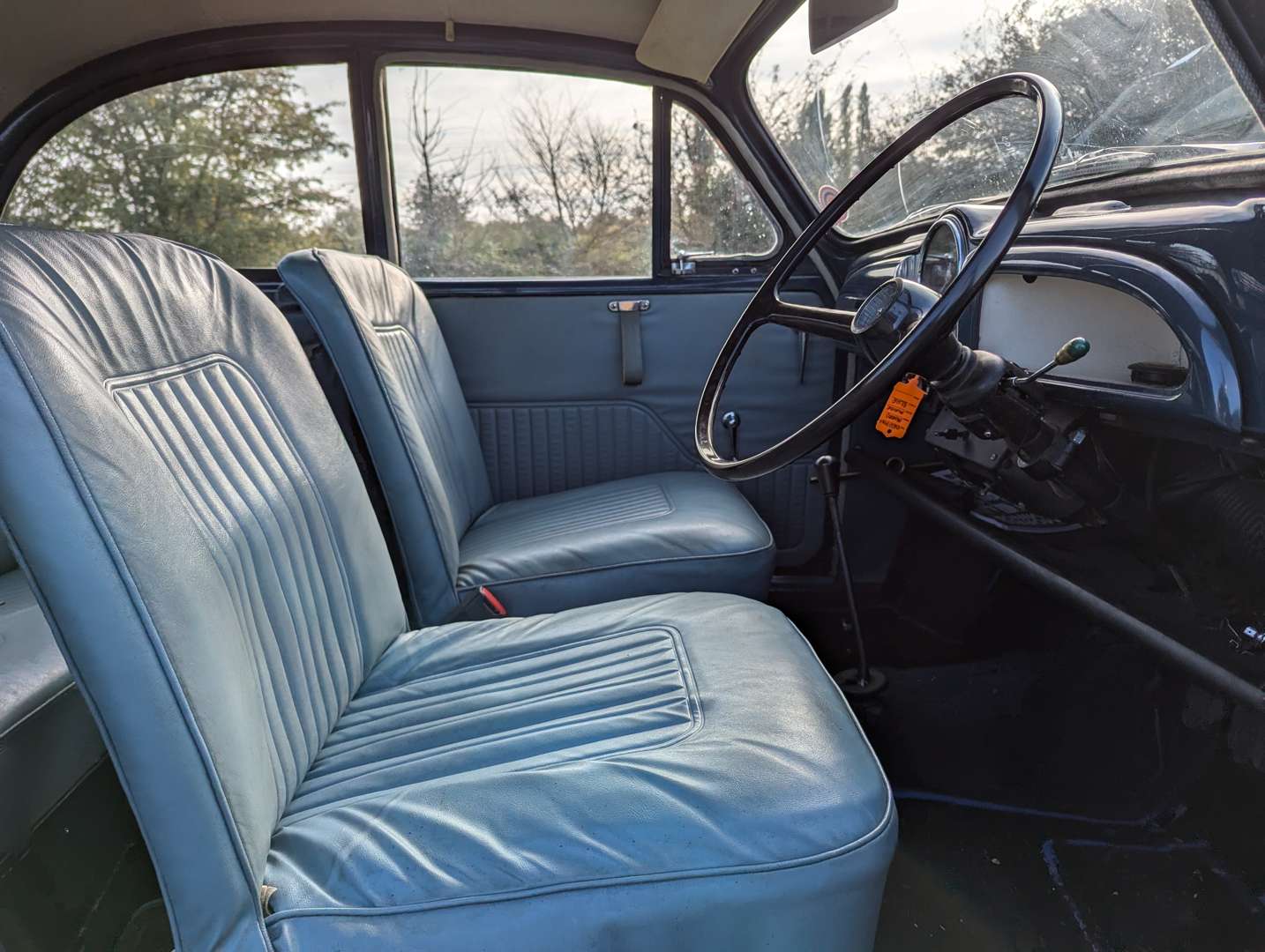 <p>1969 MORRIS MINOR 1000</p>