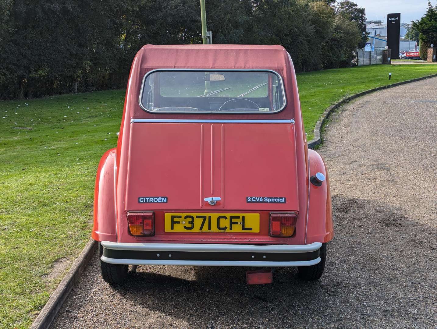 <p>1989 CITROEN 2 CV6 SPECIAL</p>