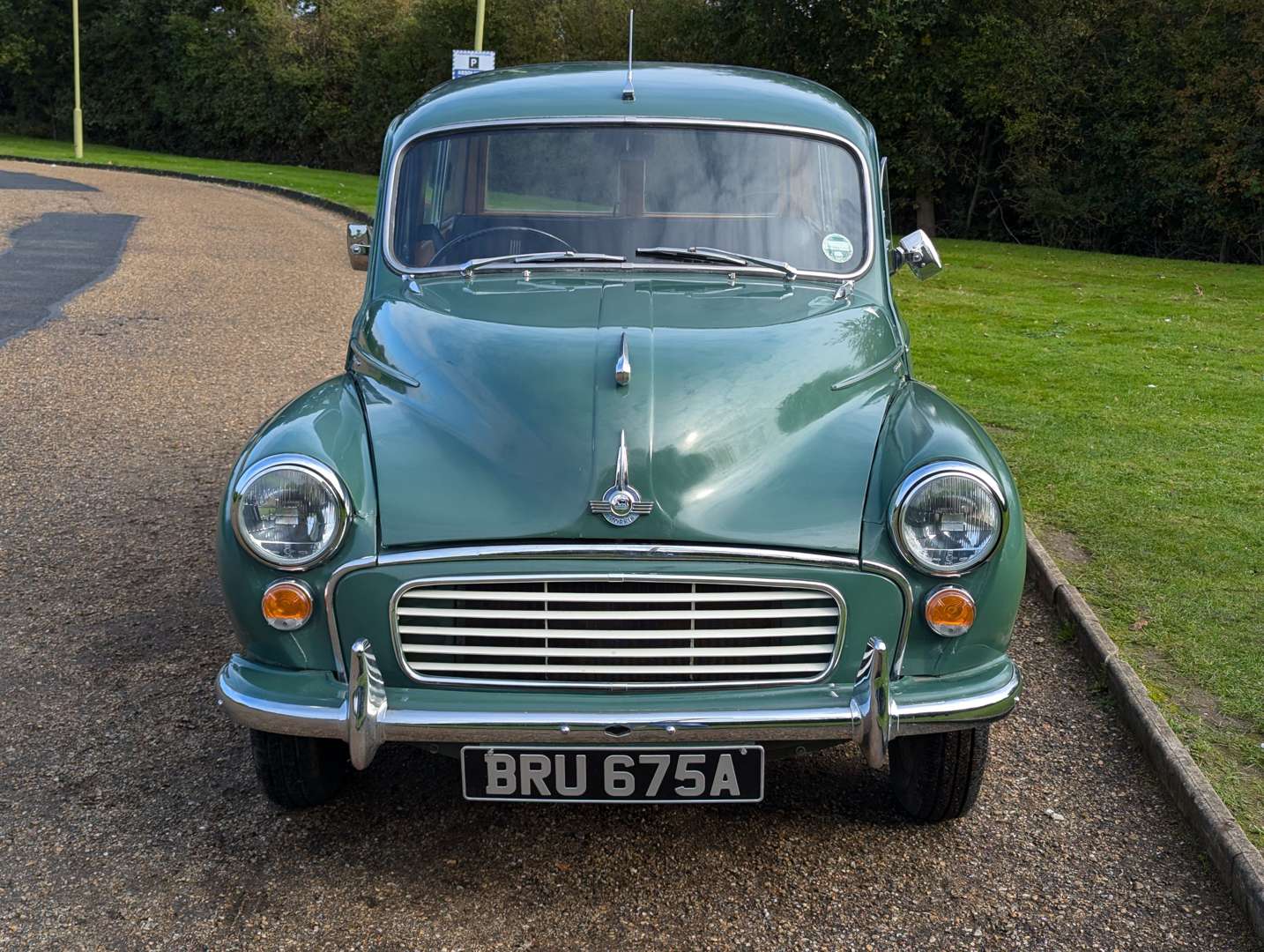 <p>1963 MORRIS MINOR TRAVELLER</p>