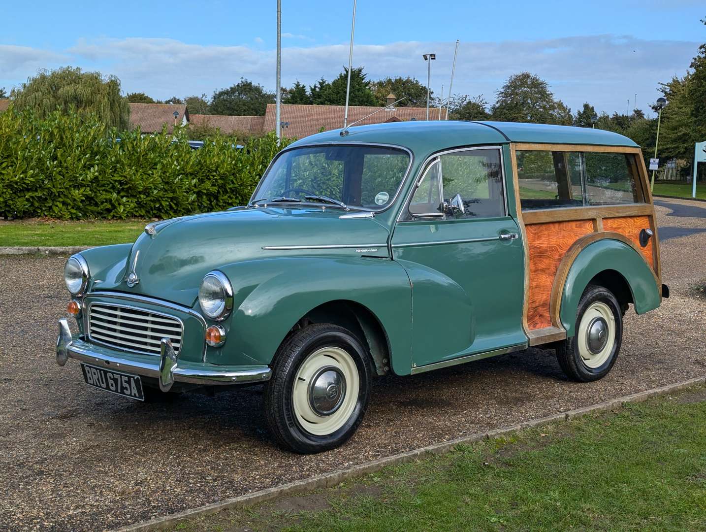 <p>1963 MORRIS MINOR TRAVELLER</p>