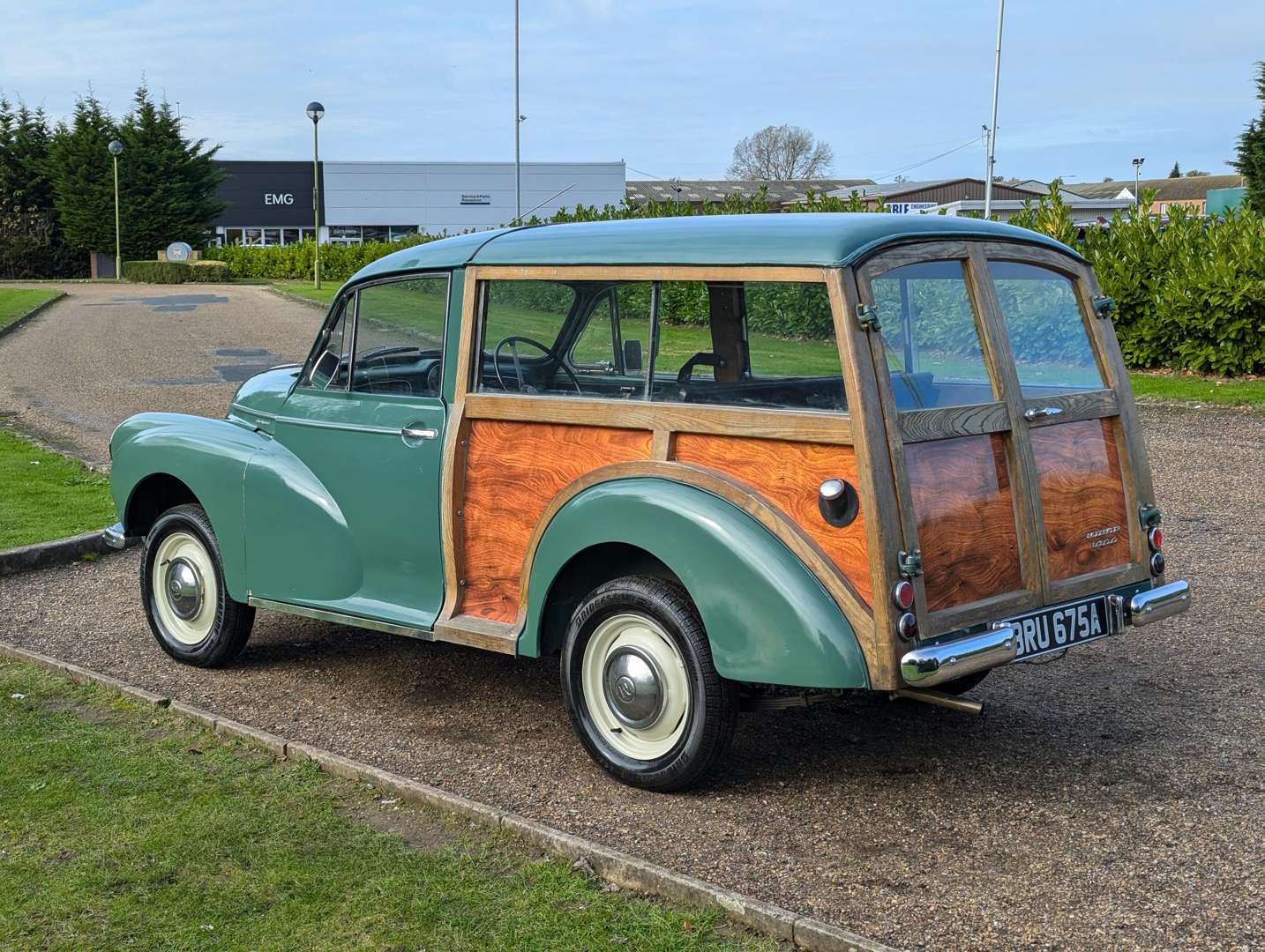 <p>1963 MORRIS MINOR TRAVELLER</p>