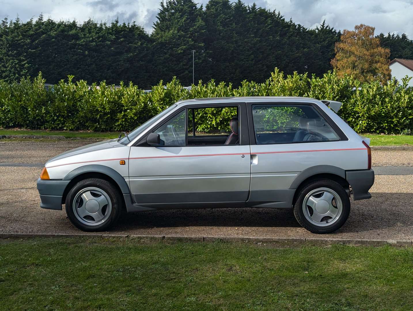 <p>1990 CITROEN AX GT</p>