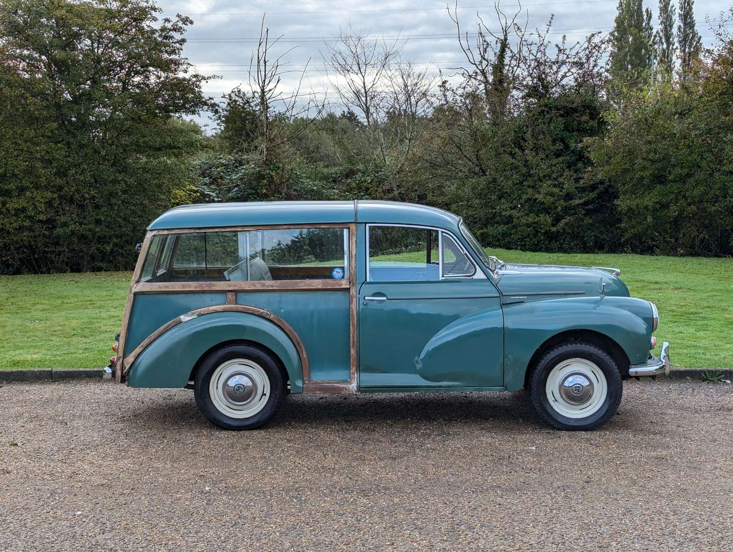 <p>1966 MORRIS MINOR TRAVELLER</p>