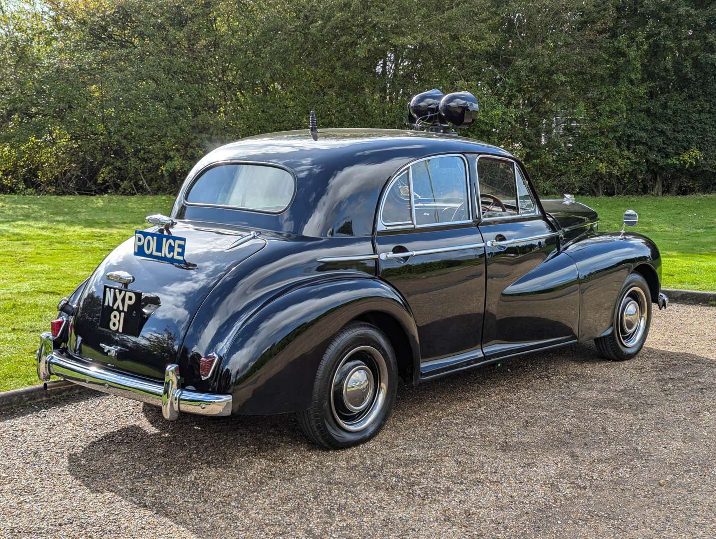 <p>1953 WOLSELEY 6/80 SALOON</p>