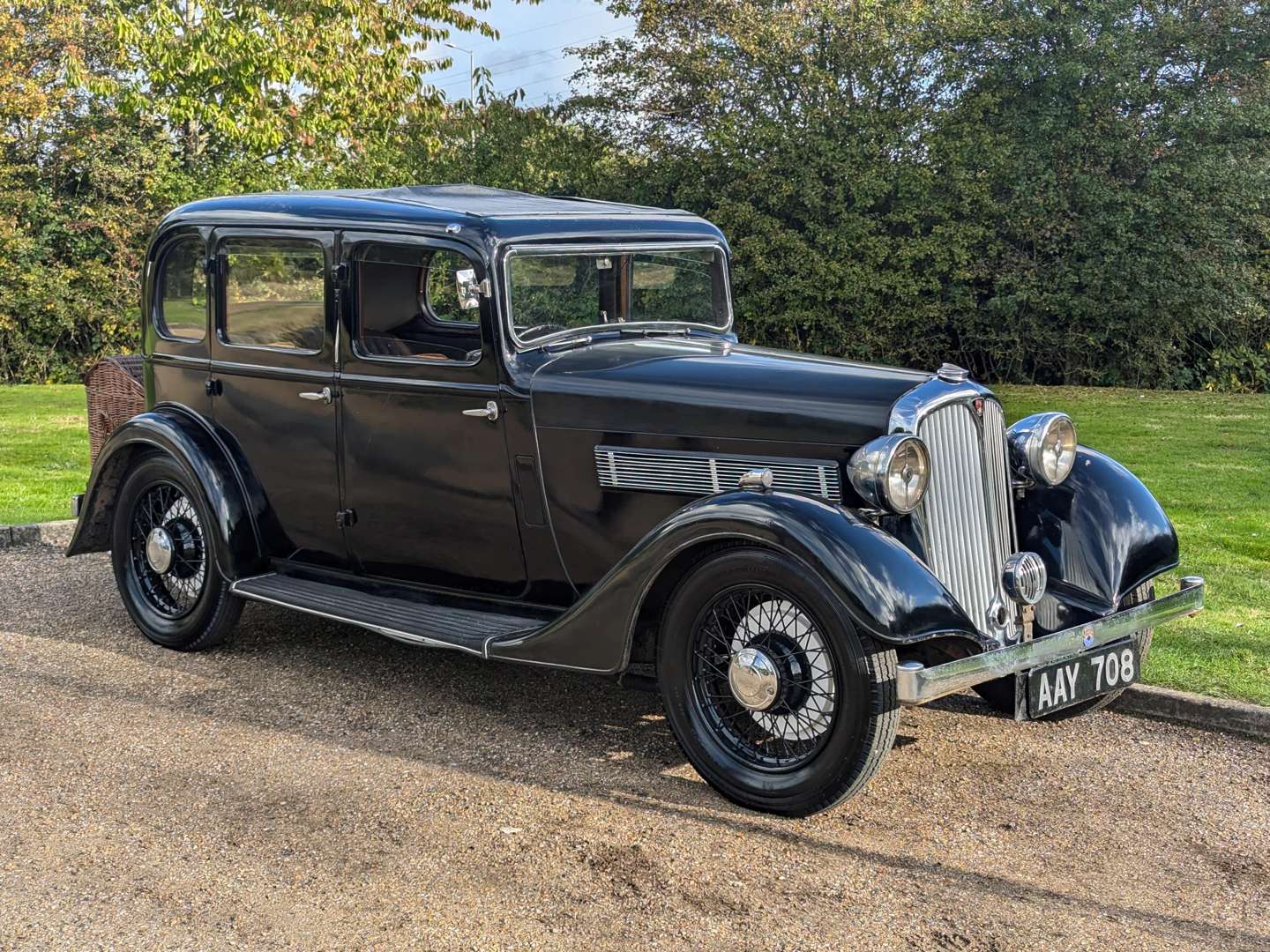 <p>1937 ROVER P2 10</p>