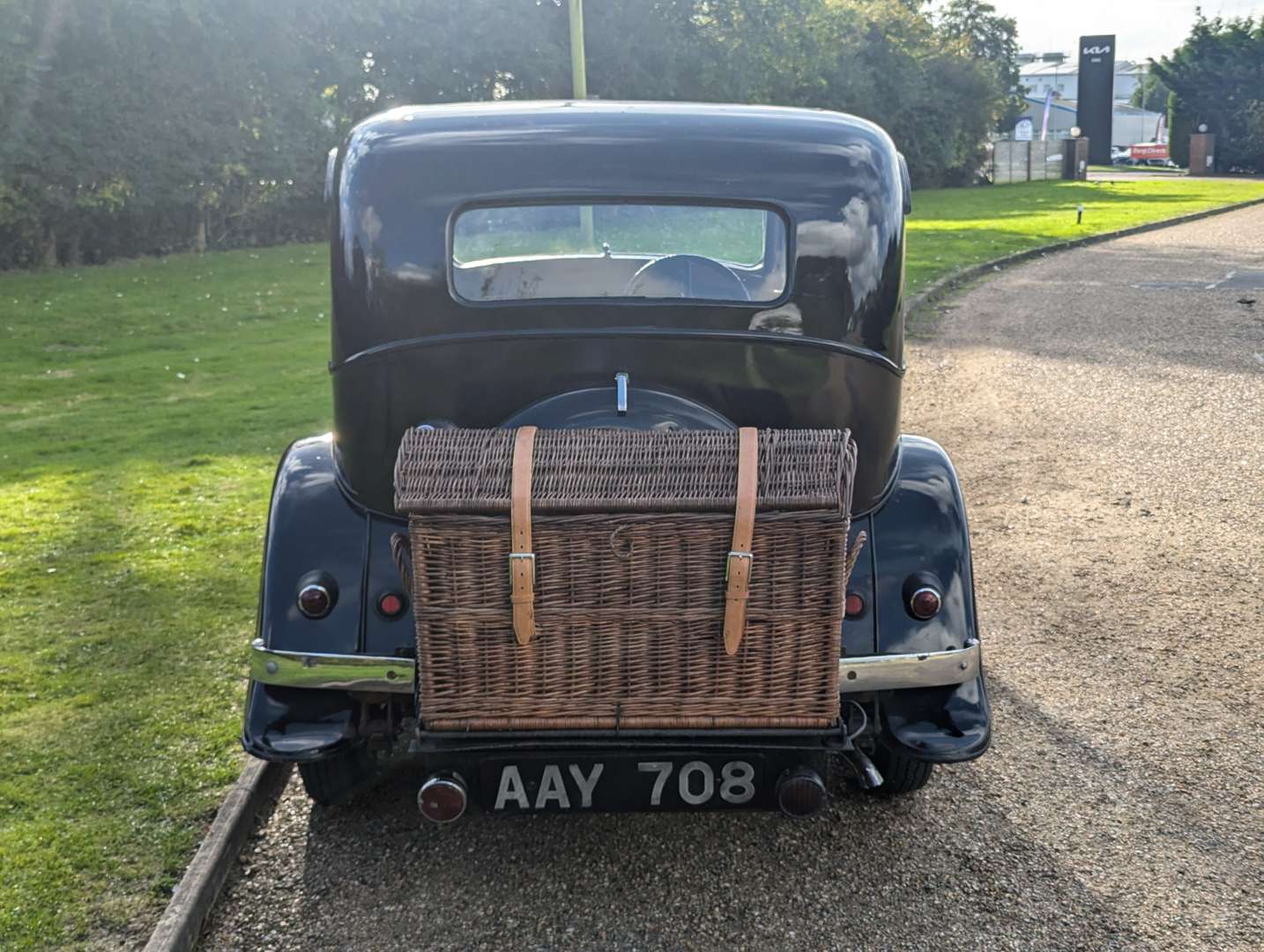 <p>1937 ROVER P2 10</p>