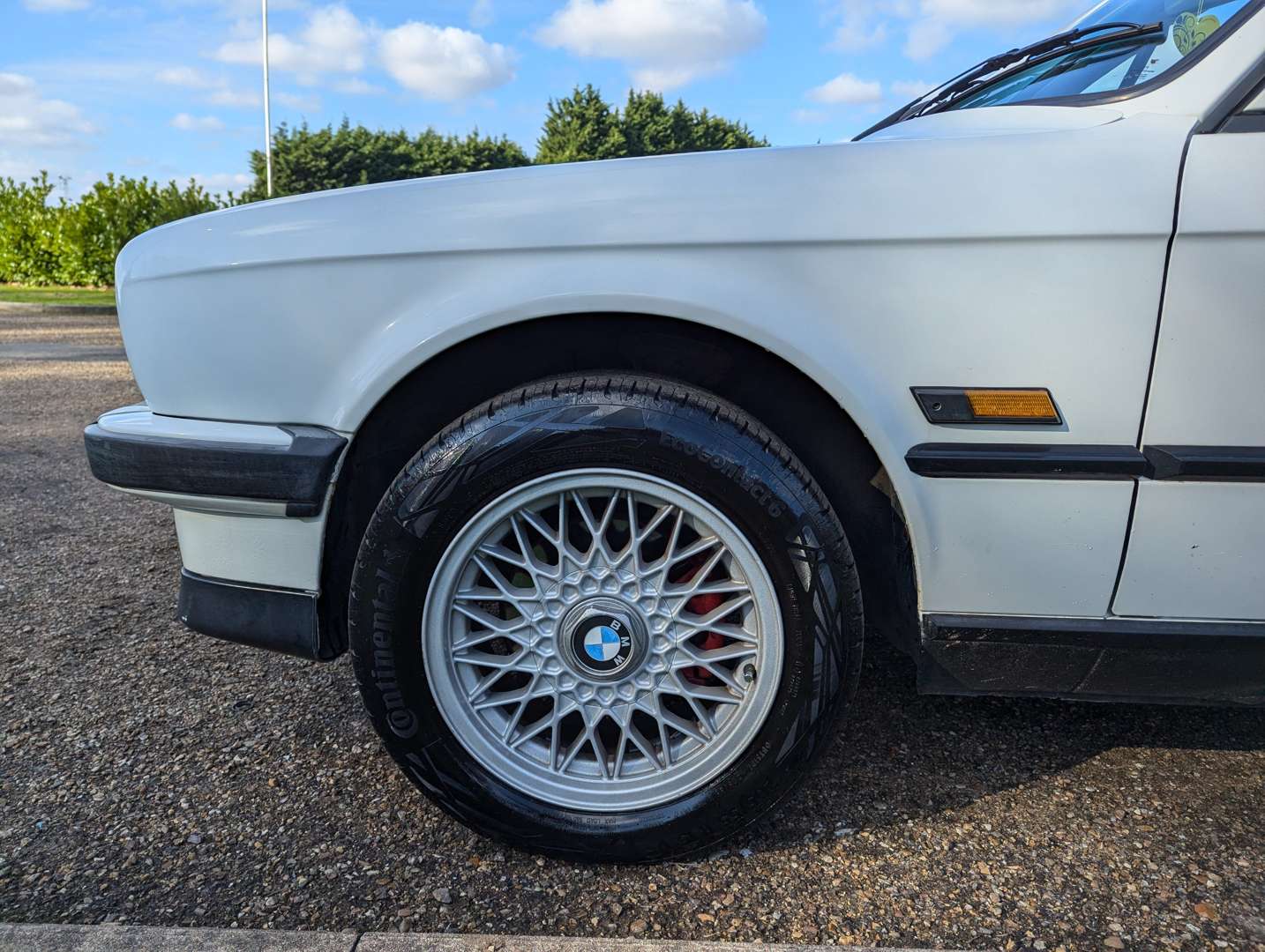 <p>1990 BMW E30 325I CABRIOLET AUTO</p>