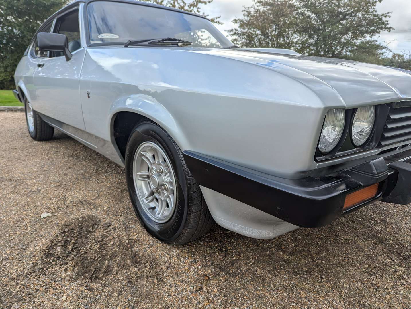 <p>1981 FORD CAPRI 3.0 GHIA AUTO</p>