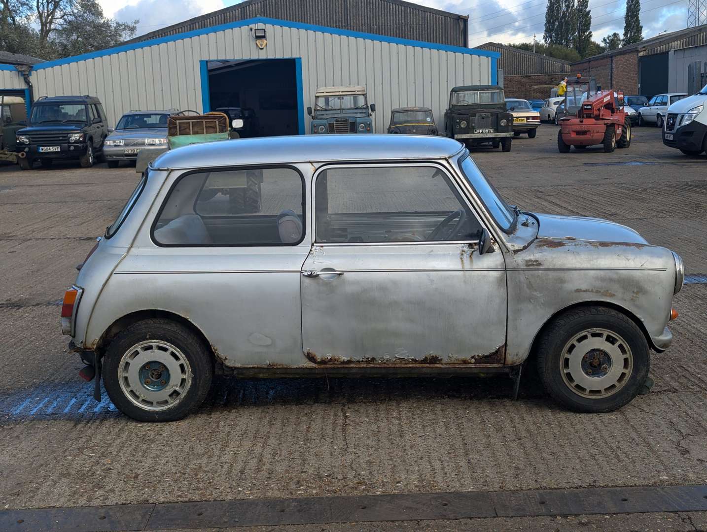 <p>1985 AUSTIN MINI RITZ</p>