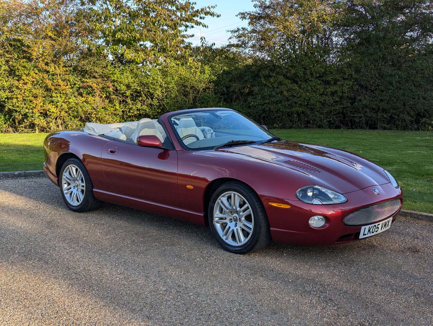 <p>2005 JAGUAR XKR 4.2 CONVERTIBLE</p>