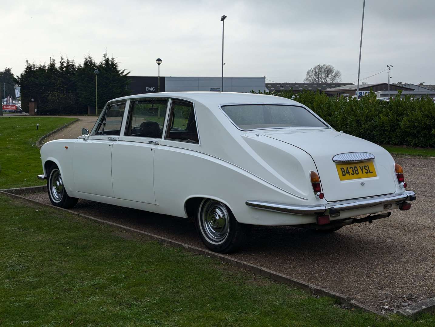 <p>1985 DAIMLER DS420 LIMOUSINE</p>