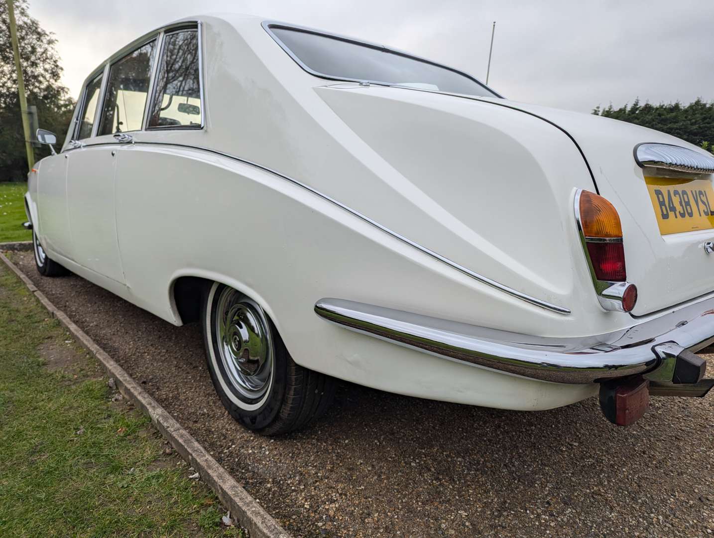 <p>1985 DAIMLER DS420 LIMOUSINE</p>