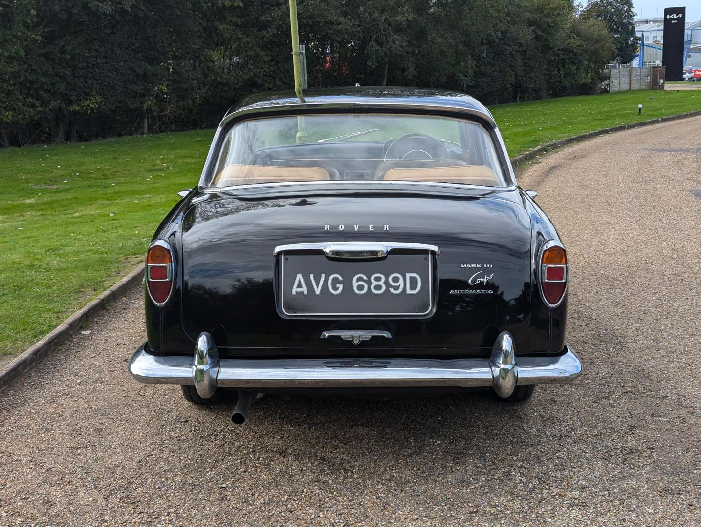 <p>1966 ROVER P5 3 LITRE COUPE</p>