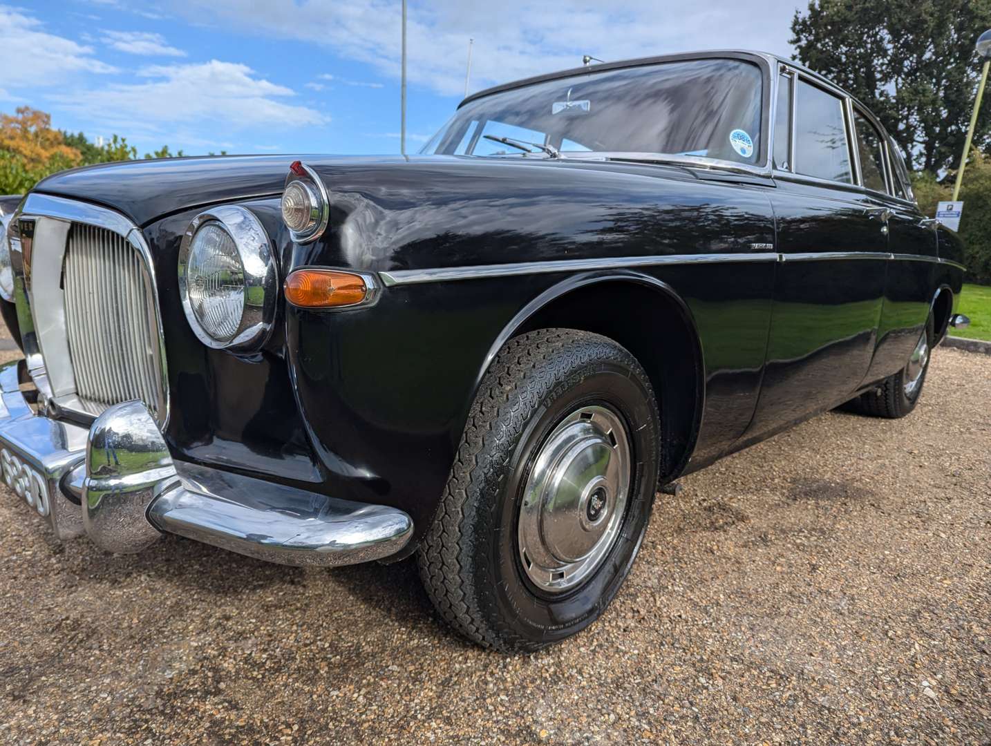 <p>1966 ROVER P5 3 LITRE COUPE</p>