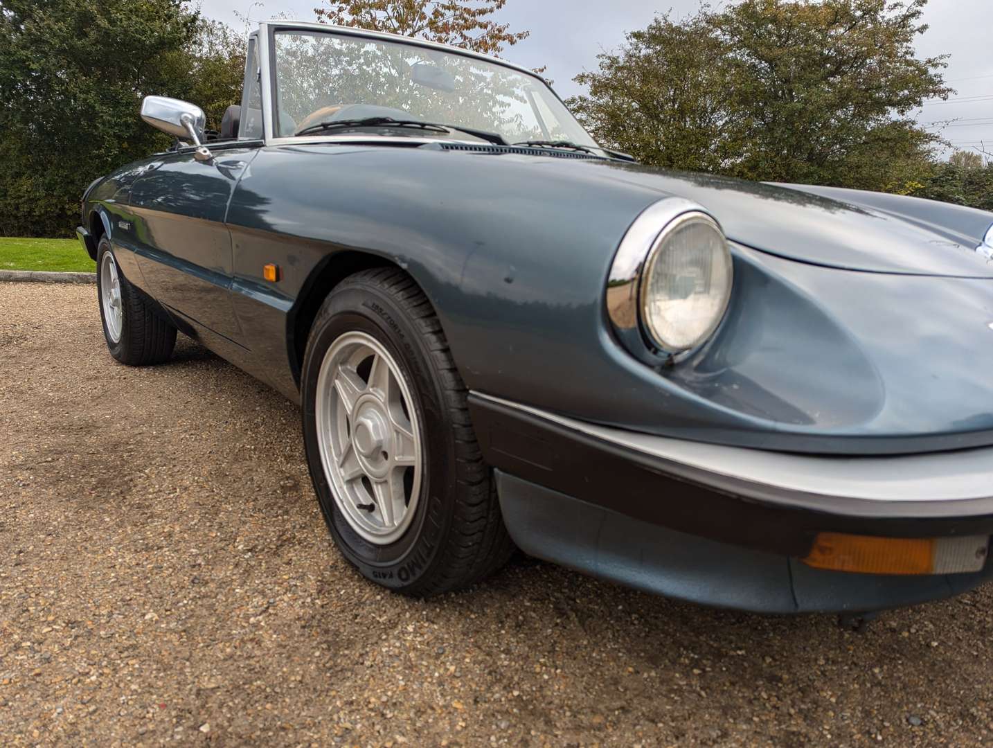 <p>1987 ALFA ROMEO 2000 SPIDER</p>