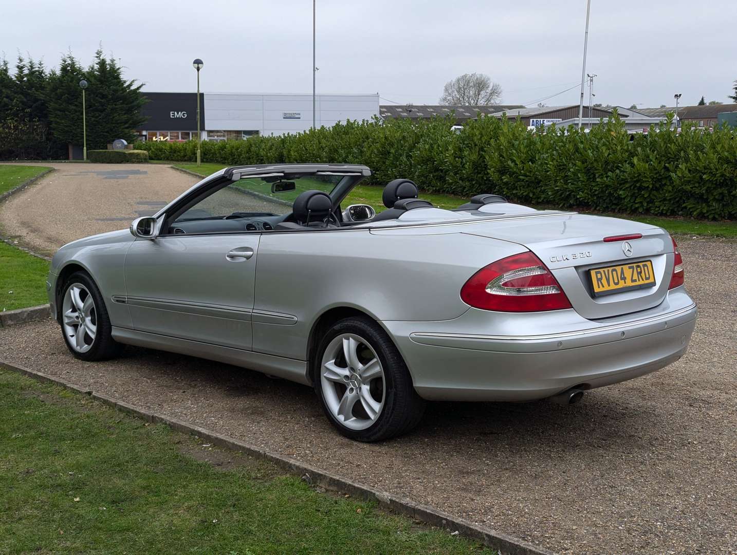 <p>2004 MERCEDES CLK 320 AVANTGARDE AUTO</p>