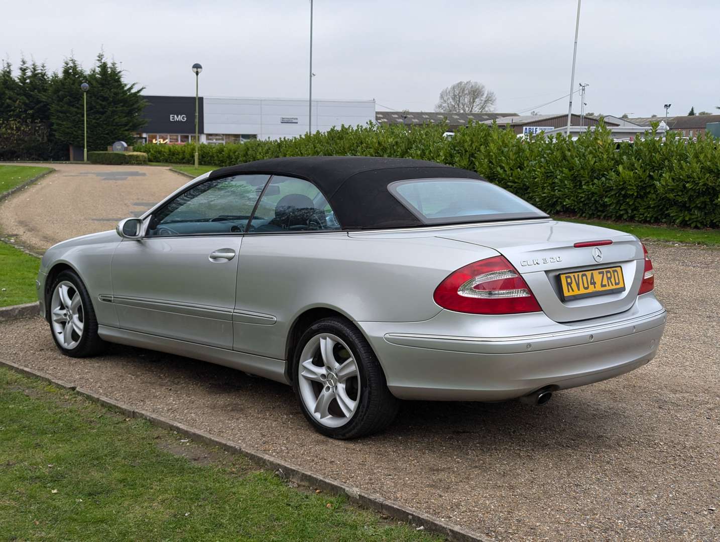 <p>2004 MERCEDES CLK 320 AVANTGARDE AUTO</p>