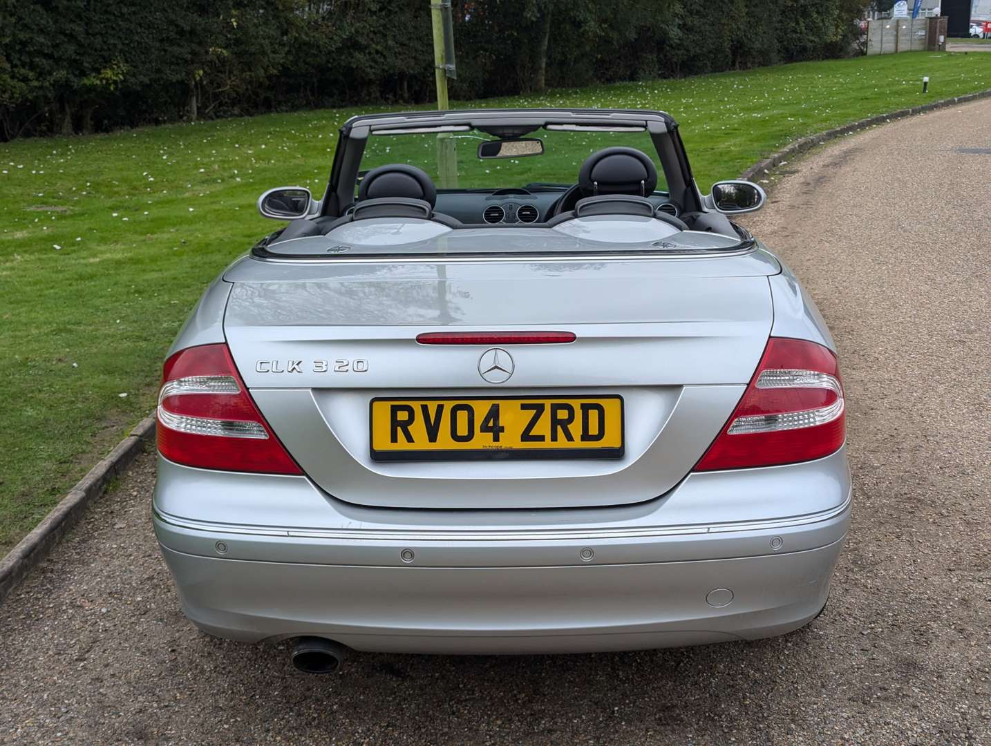 <p>2004 MERCEDES CLK 320 AVANTGARDE AUTO</p>