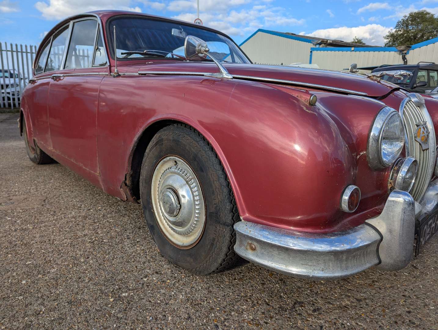 <p>1967 JAGUAR 3.8 MKII</p>