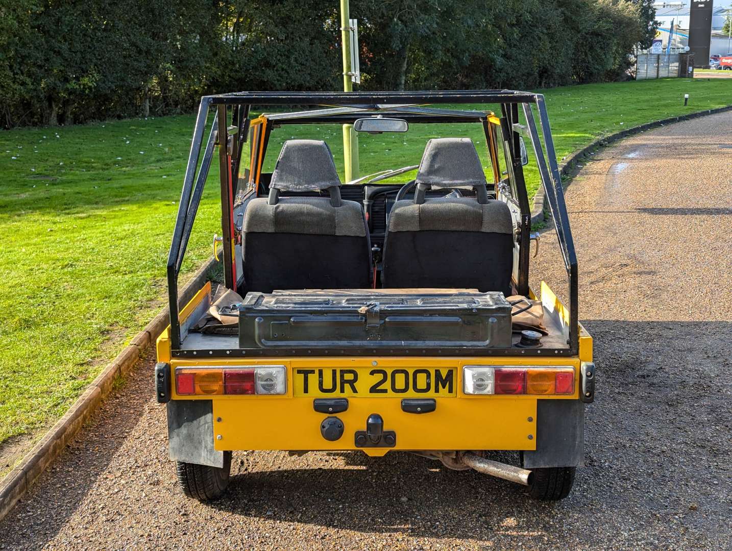 <p>1973 AUSTIN MINI SCAMP MKI</p>