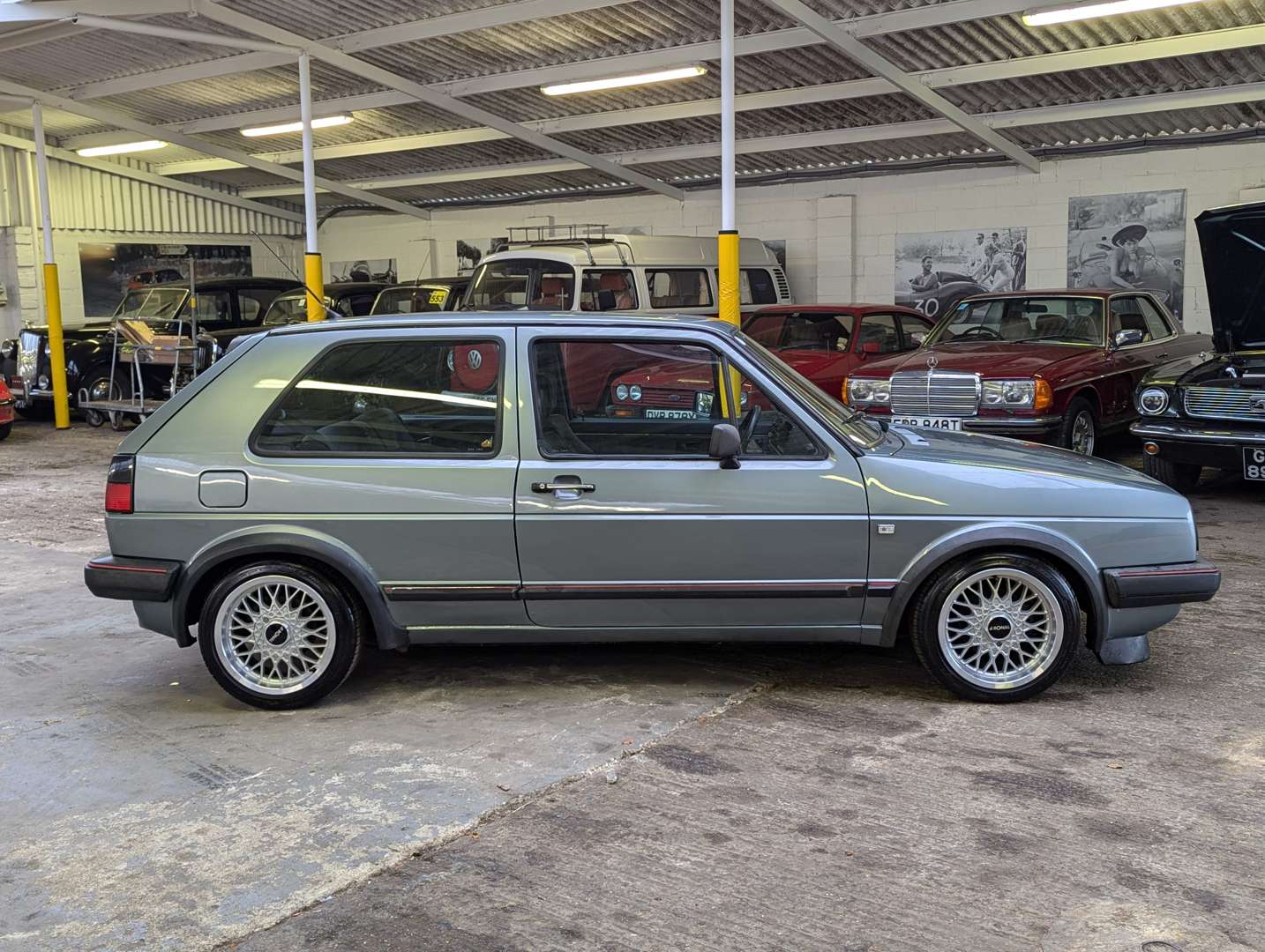 <p>1987 VW GOLF 1.8 GTI 16V</p>