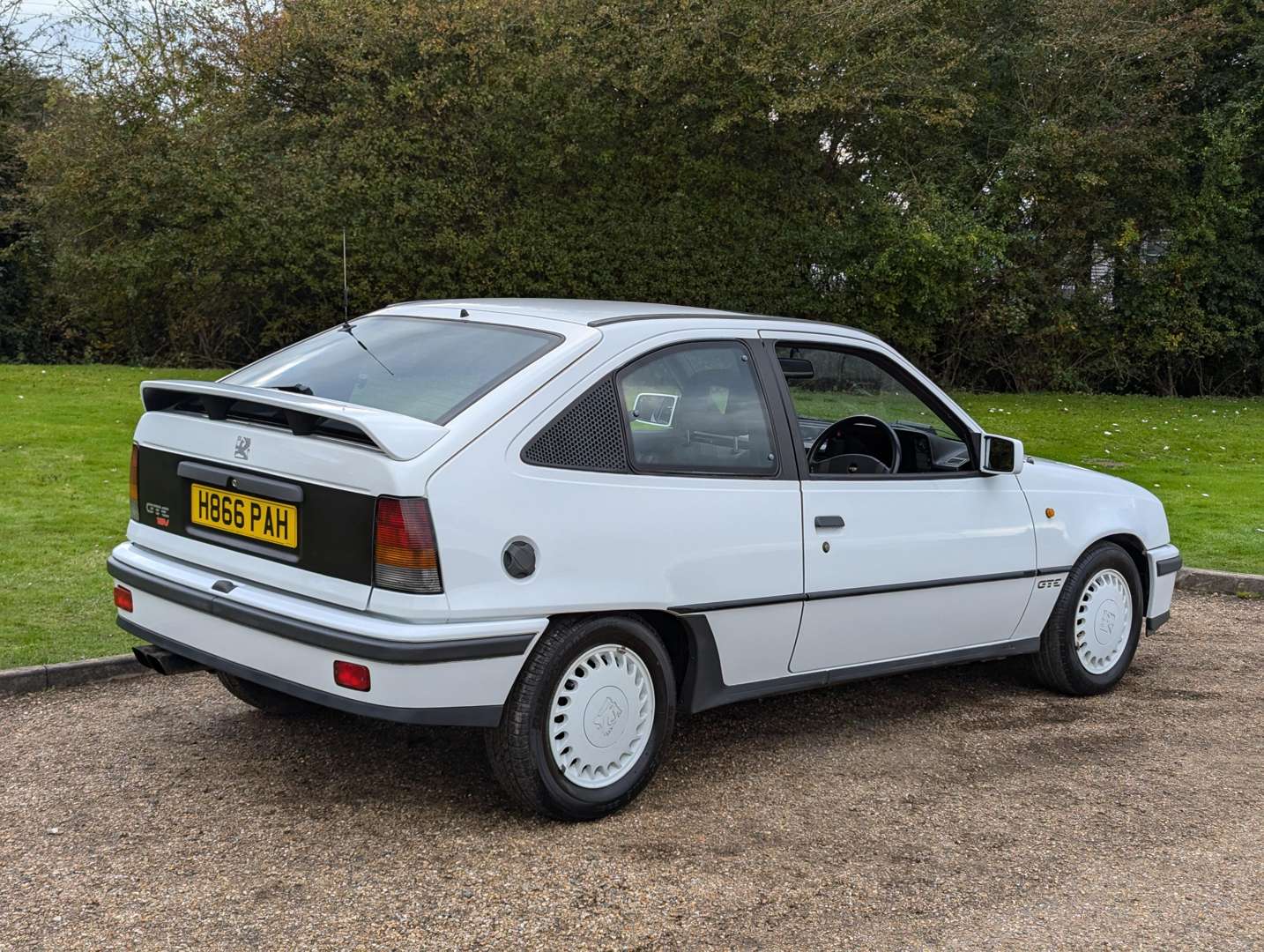 <p>1990 VAUXHALL ASTRA GTE 16V</p>