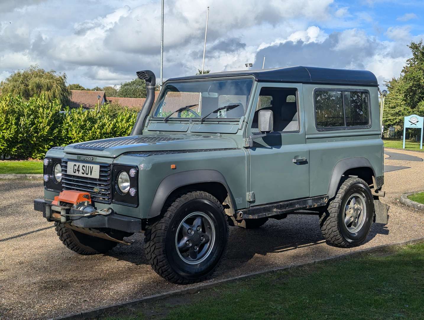 <p>1998 LAND ROVER 90 DEFENDER TDI</p>