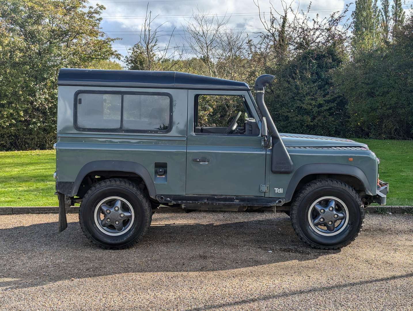 <p>1998 LAND ROVER 90 DEFENDER TDI</p>