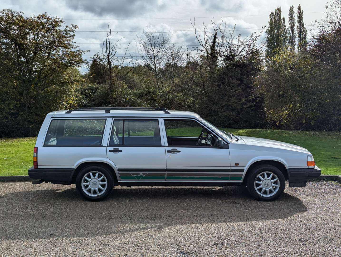 <p>1993 VOLVO 940 HIGHLANDER ESTATE</p>