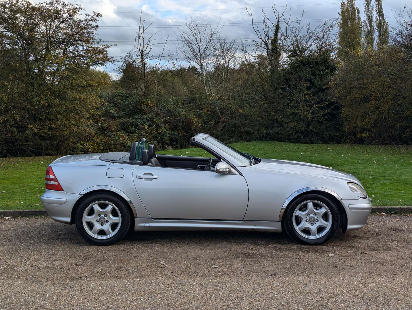 <p>2002 MERCEDES SLK 230 KOMPRESSOR AUTO</p>