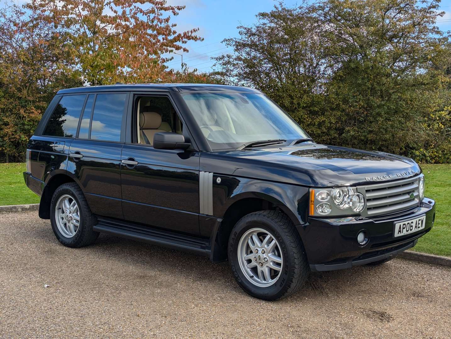 <p>2006 RANGE ROVER TD6 SE 3,780 MILES</p>