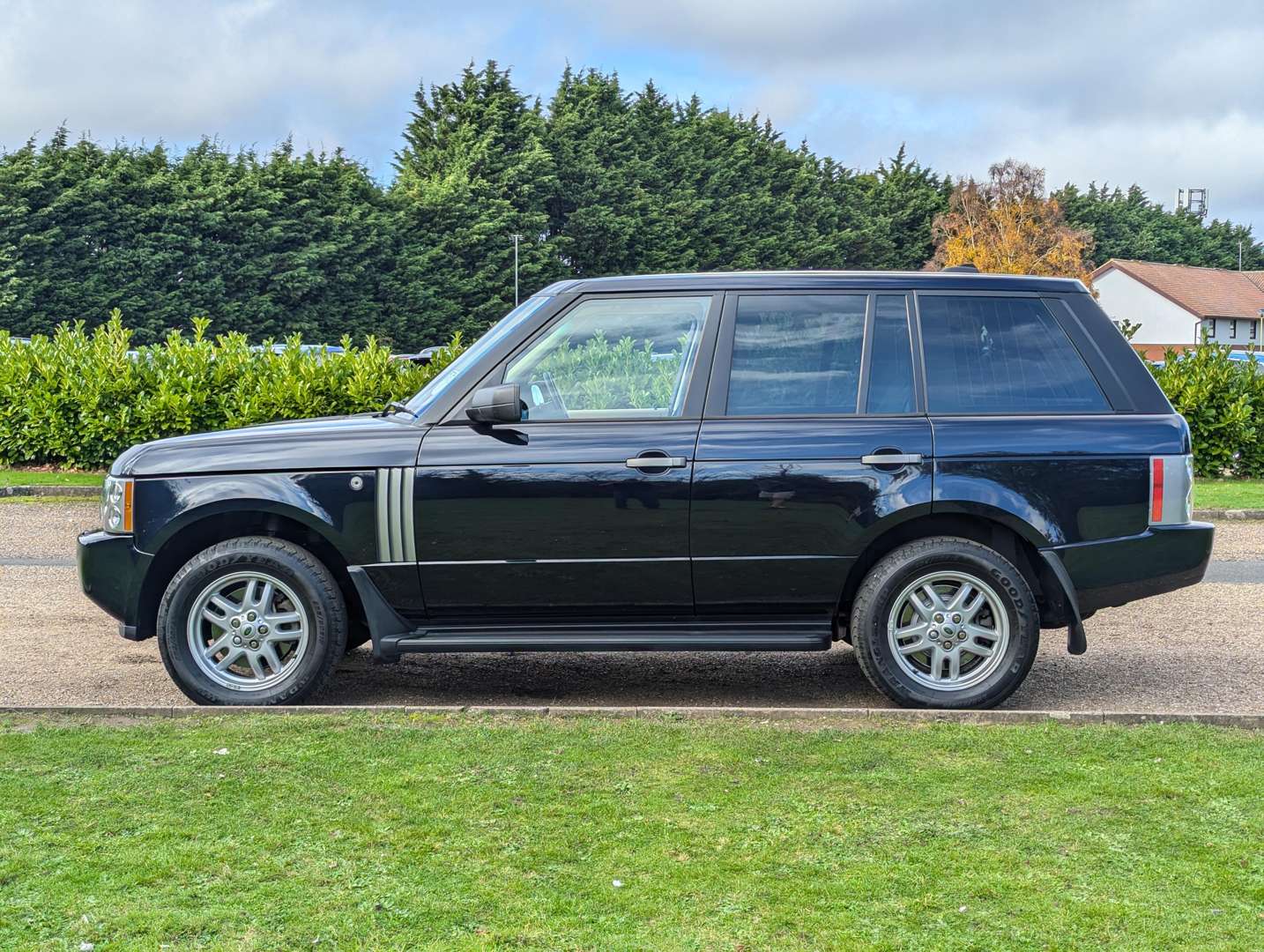 <p>2006 RANGE ROVER TD6 SE 3,780 MILES</p>