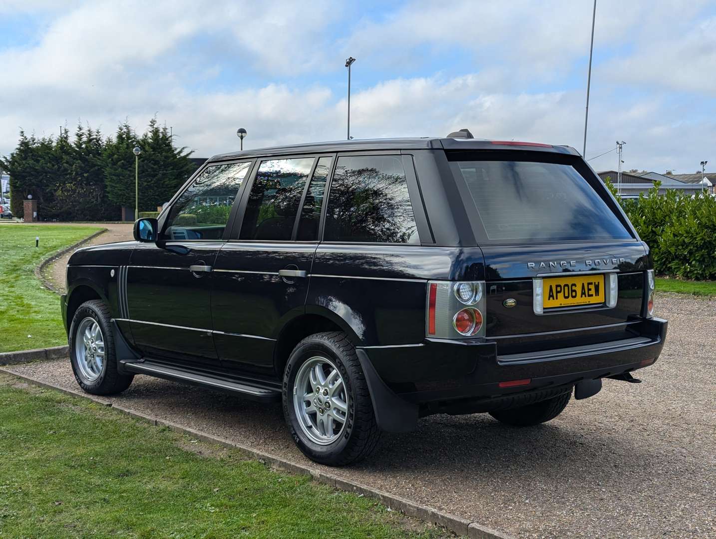 <p>2006 RANGE ROVER TD6 SE 3,780 MILES</p>