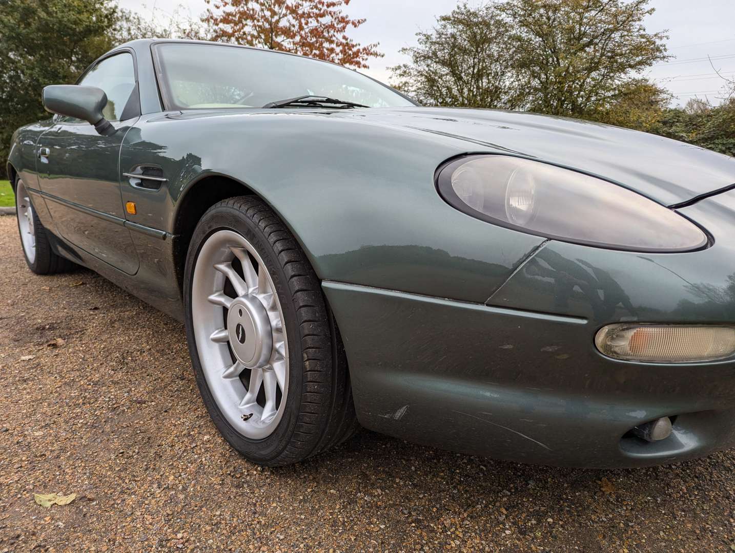 <p>1995 ASTON MARTIN DB7 COUPE</p>