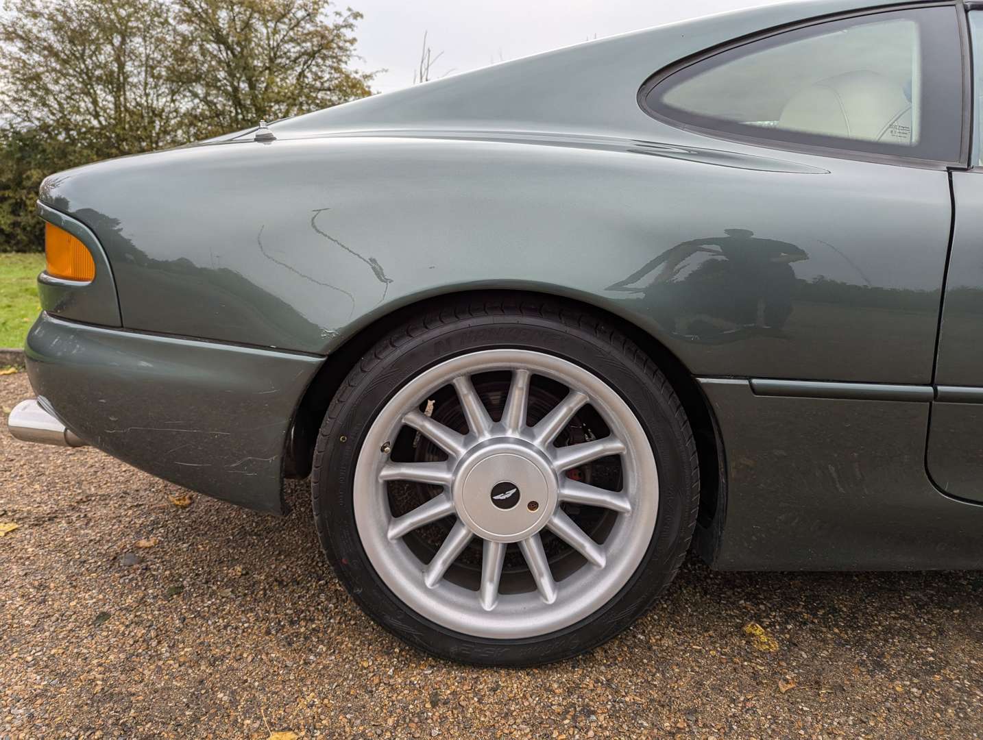 <p>1995 ASTON MARTIN DB7 COUPE</p>