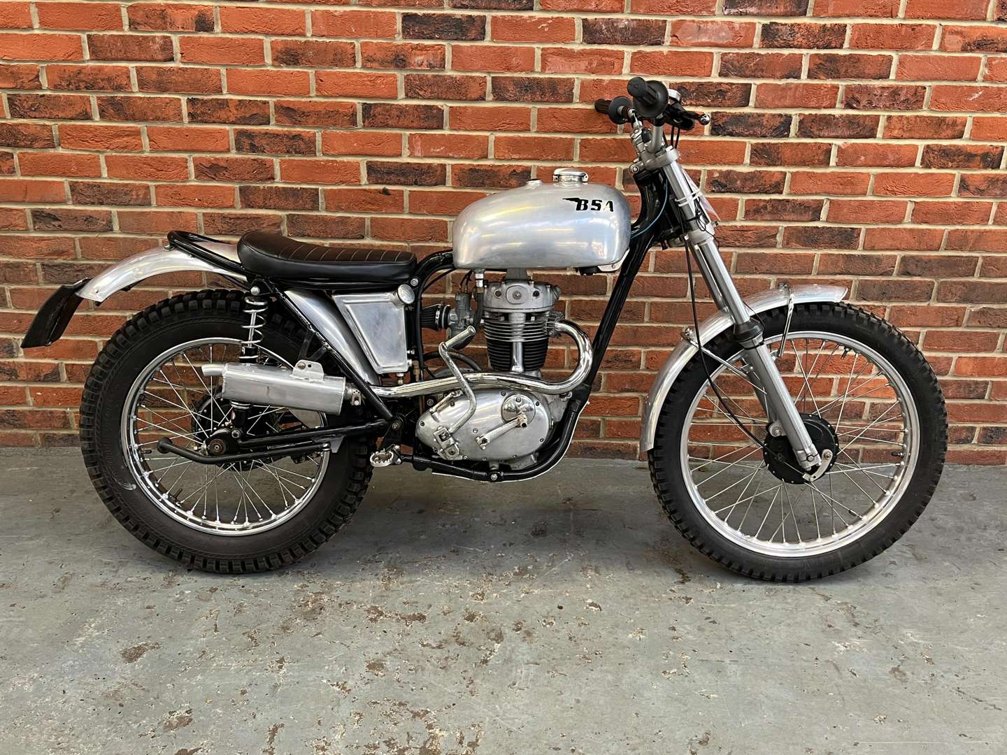 <p>1959 BSA C15 TRIALS</p>