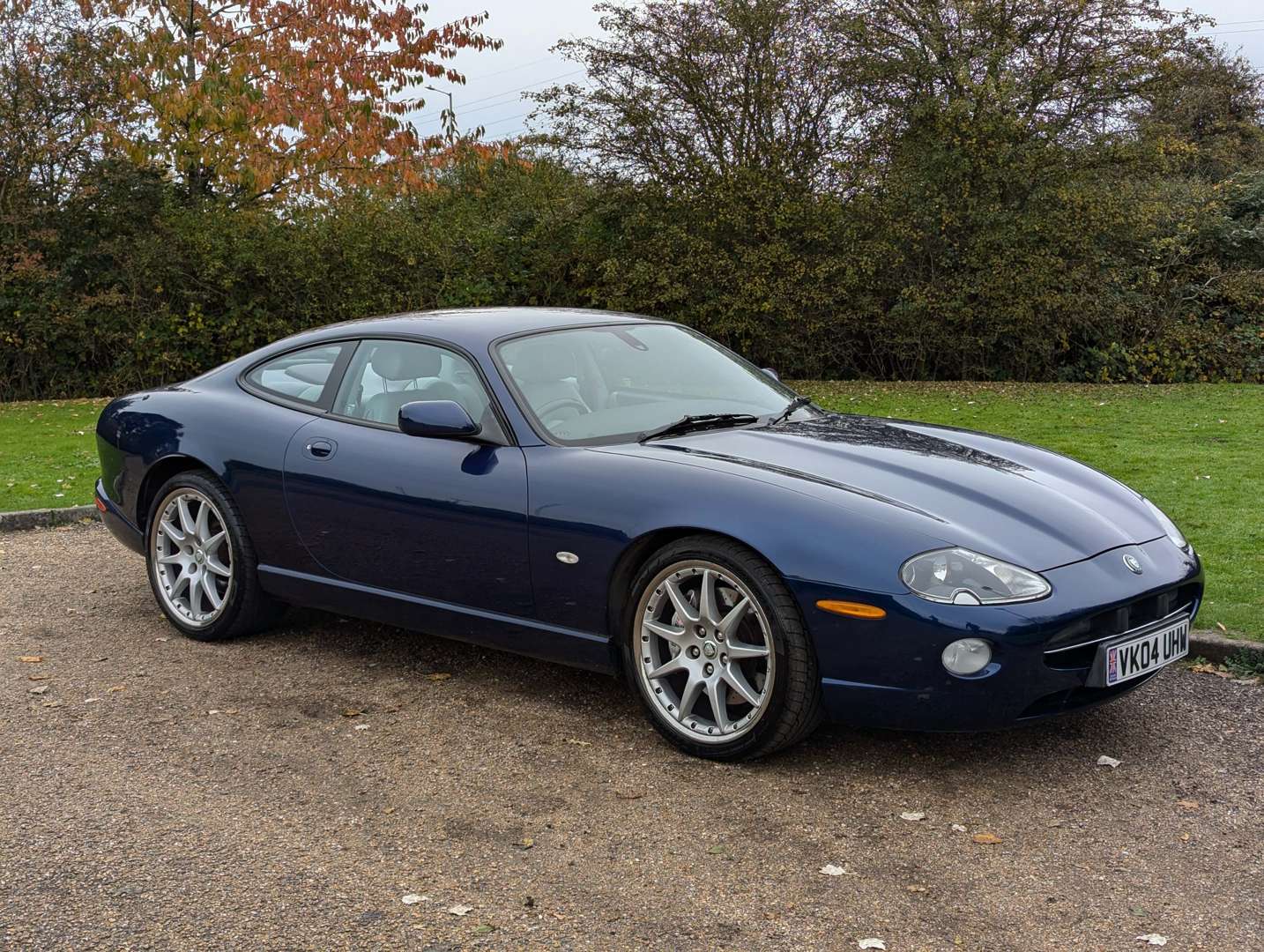 <p>2004 JAGUAR XK8 4.2 COUPE AUTO</p>