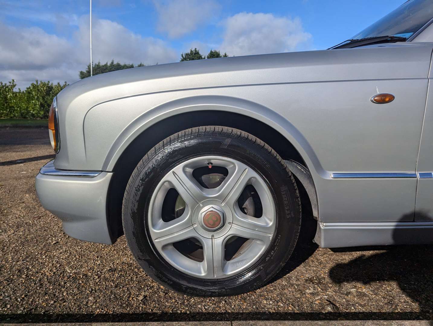 <p>1999 BENTLEY ARNAGE</p>