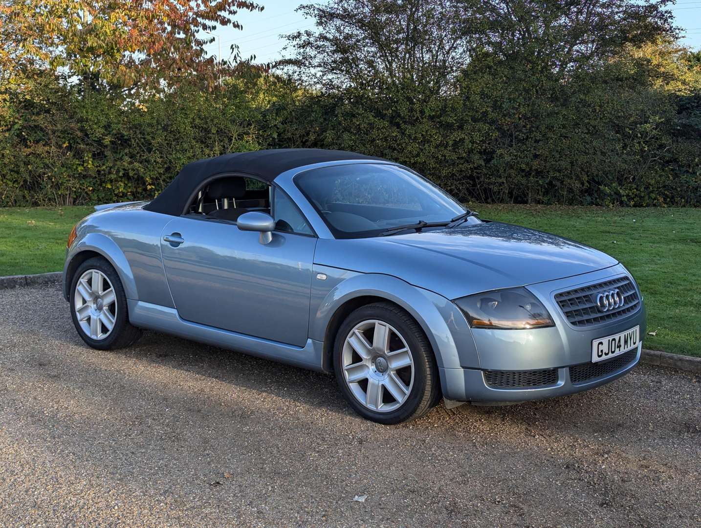 <p>2004 AUDI TT 1.8 ROADSTER (150 BHP)</p>