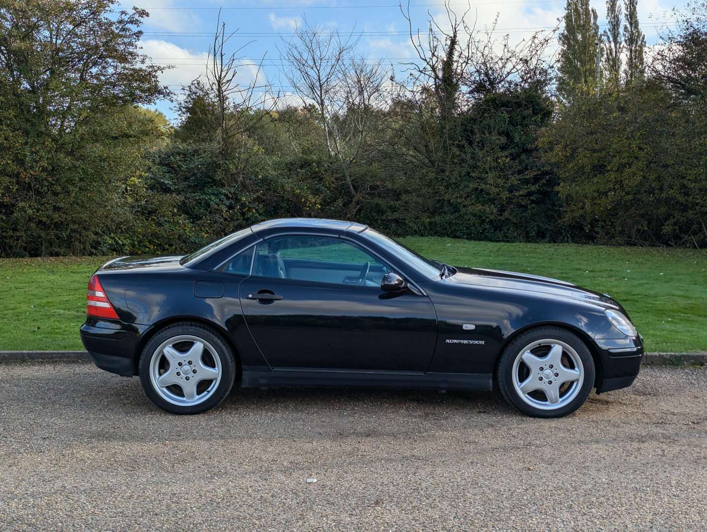 <p>2001 MERCEDES SLK 230 KOMPRESSOR</p>