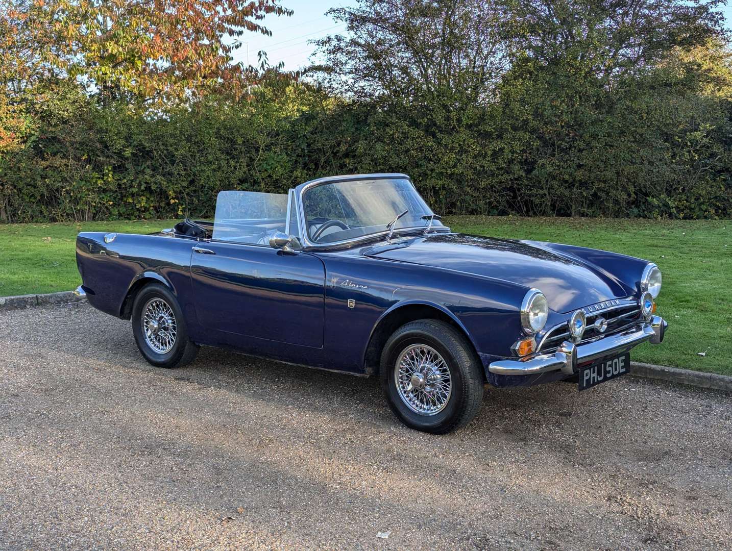 <p>1967 SUNBEAM ALPINE</p>