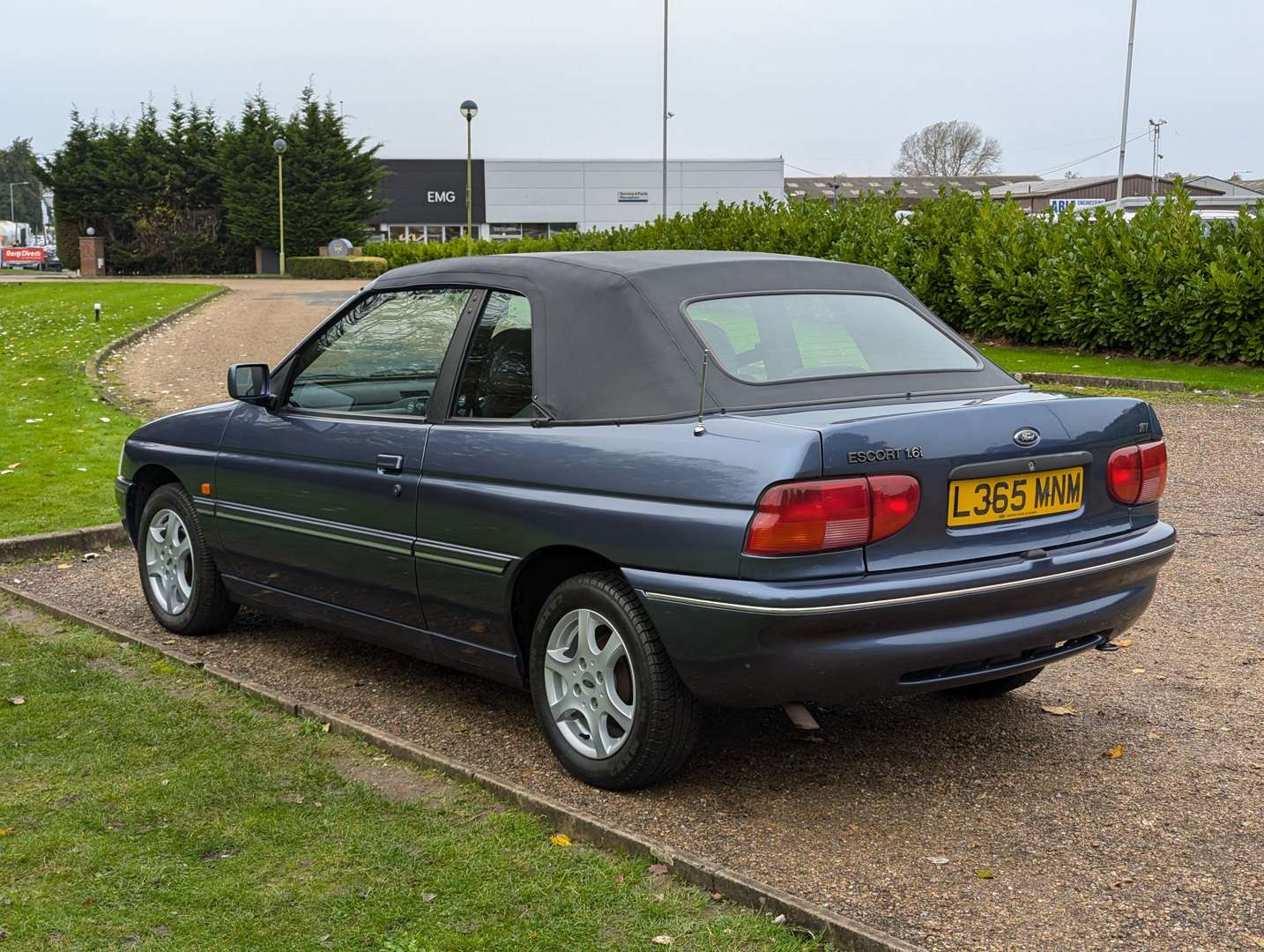 <p>1994 FORD ESCORT MISTRAL CONVERTIBLE ONE OWNER</p>