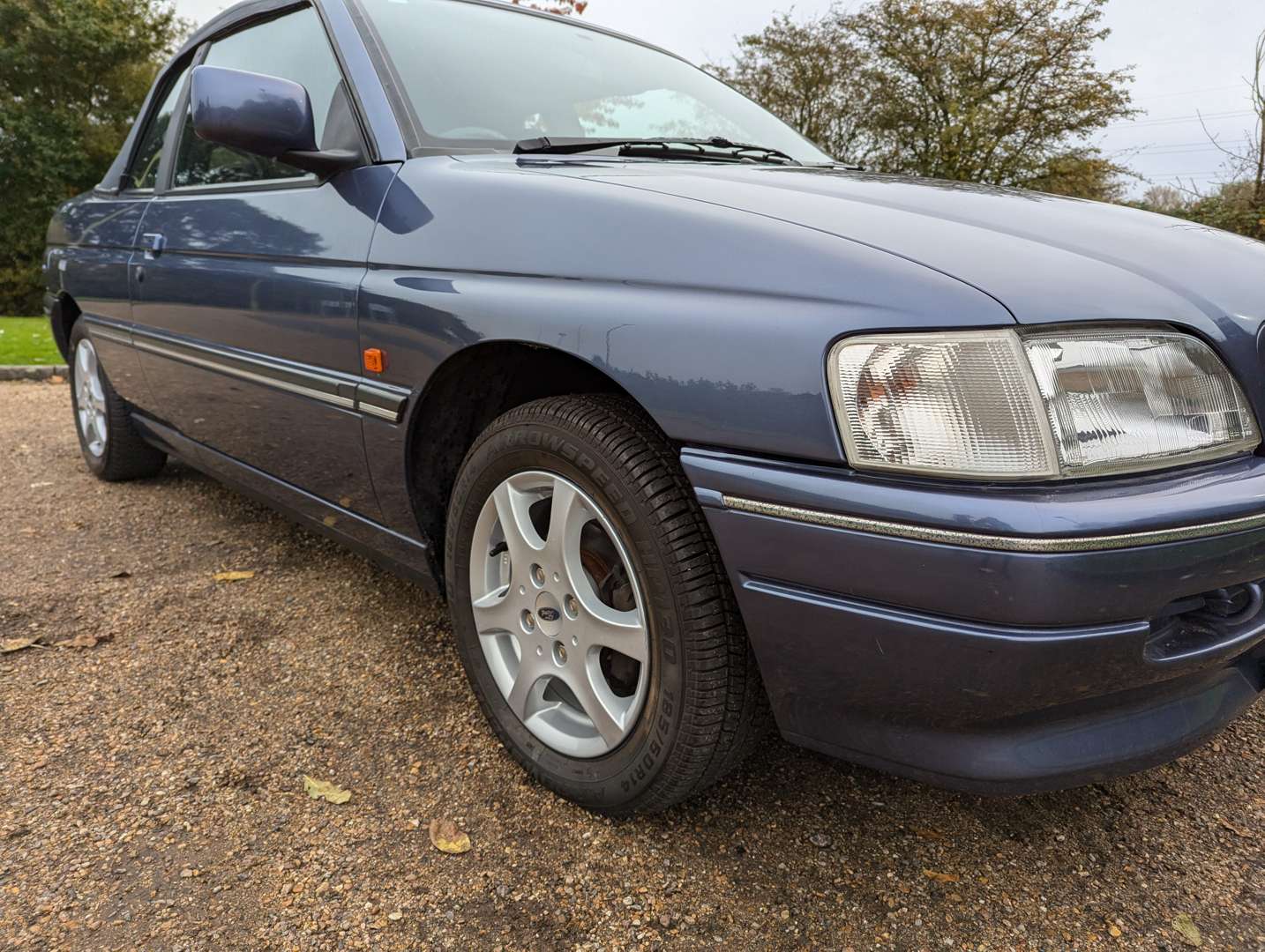 <p>1994 FORD ESCORT MISTRAL CONVERTIBLE ONE OWNER</p>