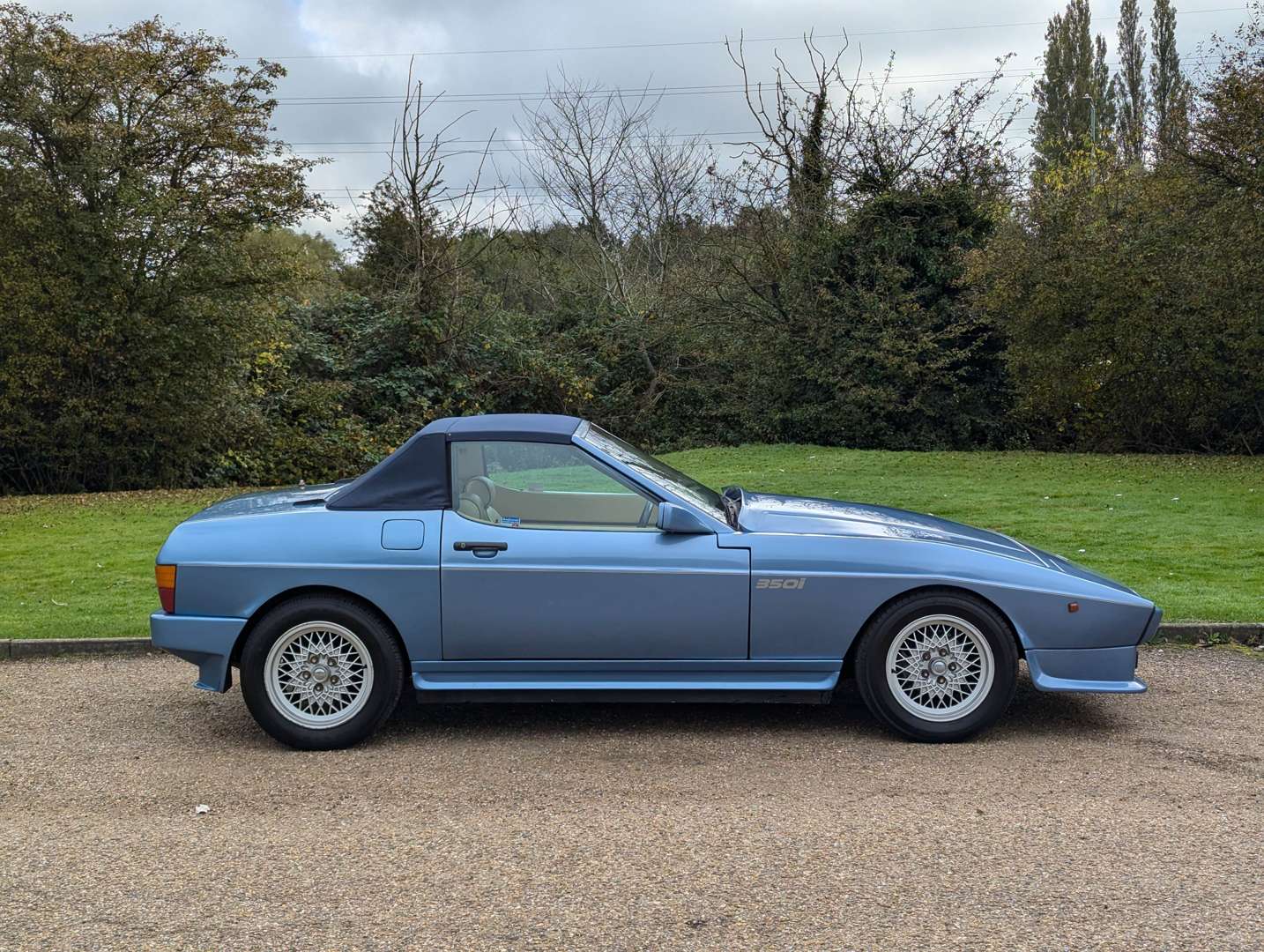 <p>1988 TVR 350I</p>