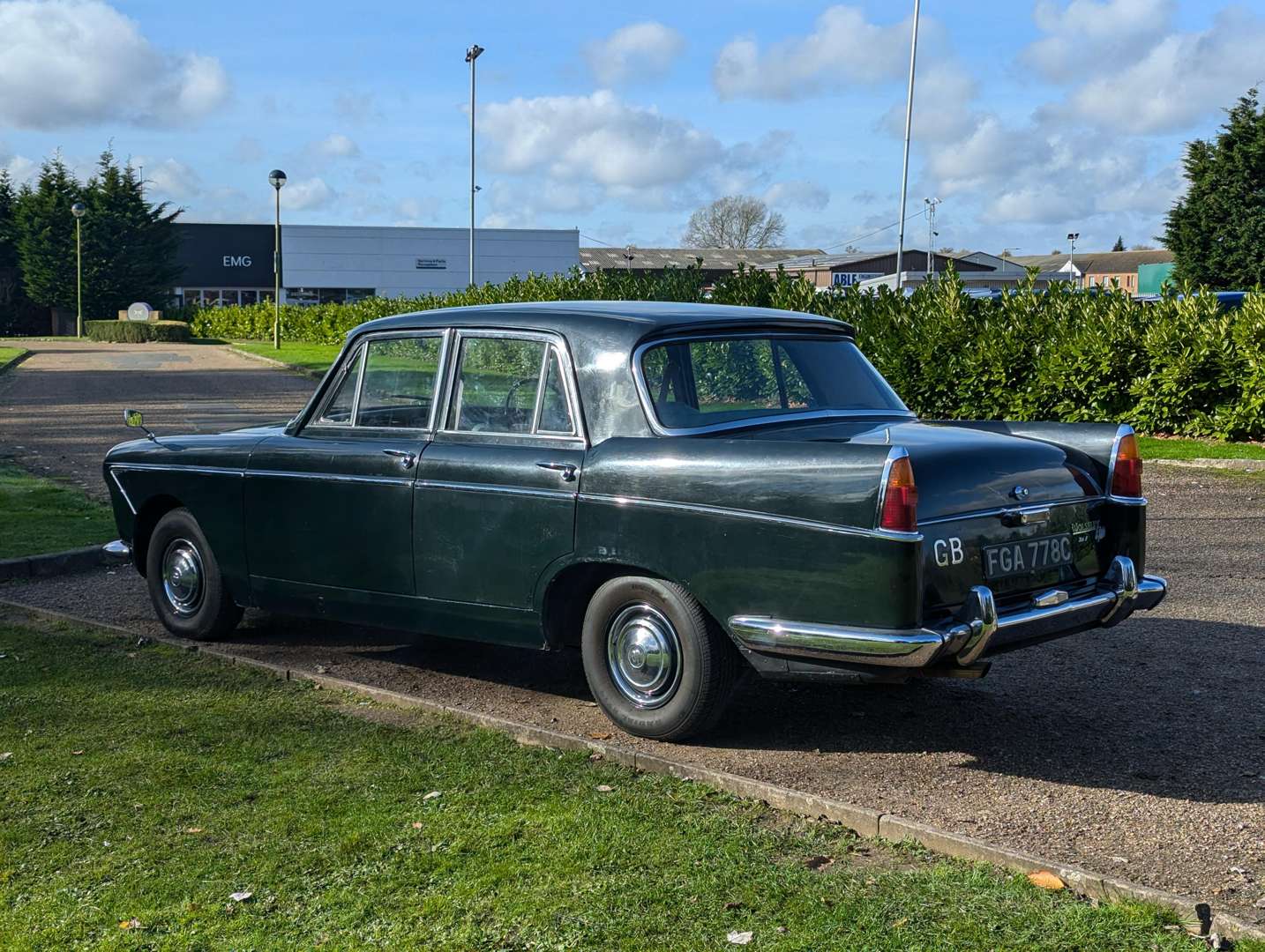 <p>1965 WOLSELEY 6/110</p>