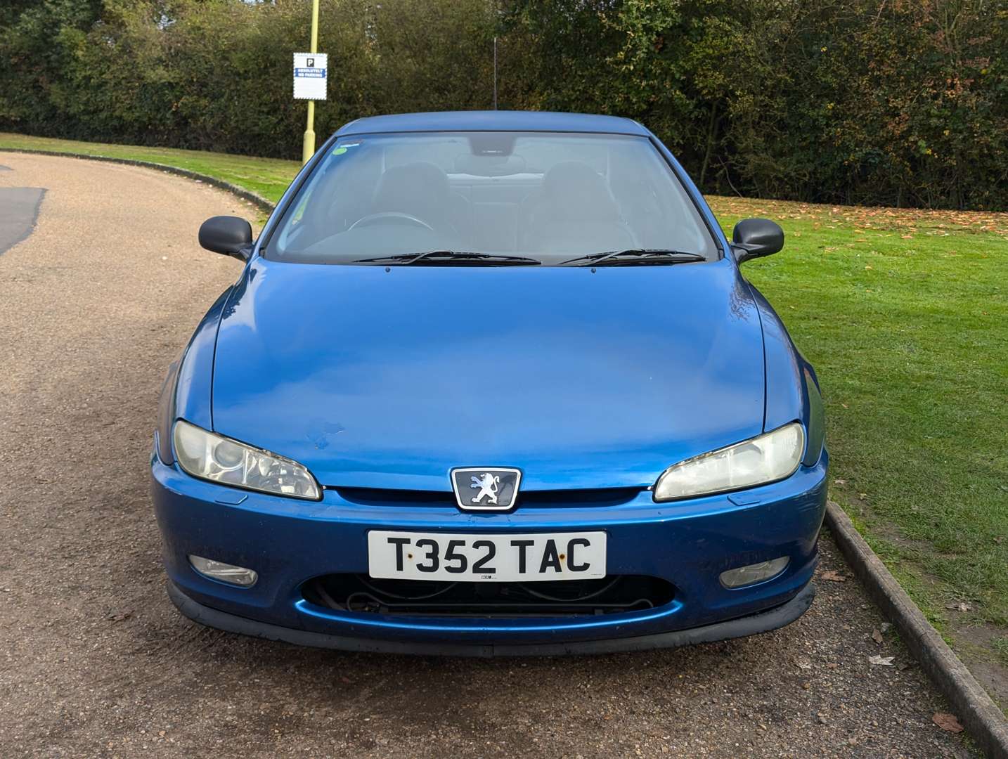 <p>1999 PEUGEOT 406 3.0 V6 COUPE AUTO</p>