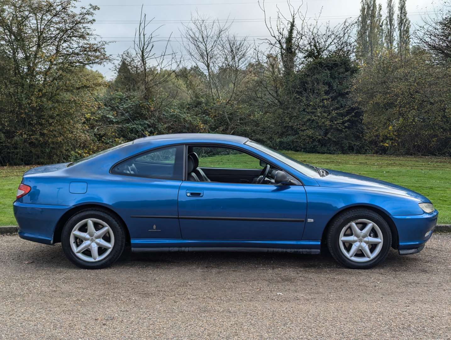 <p>1999 PEUGEOT 406 3.0 V6 COUPE AUTO</p>