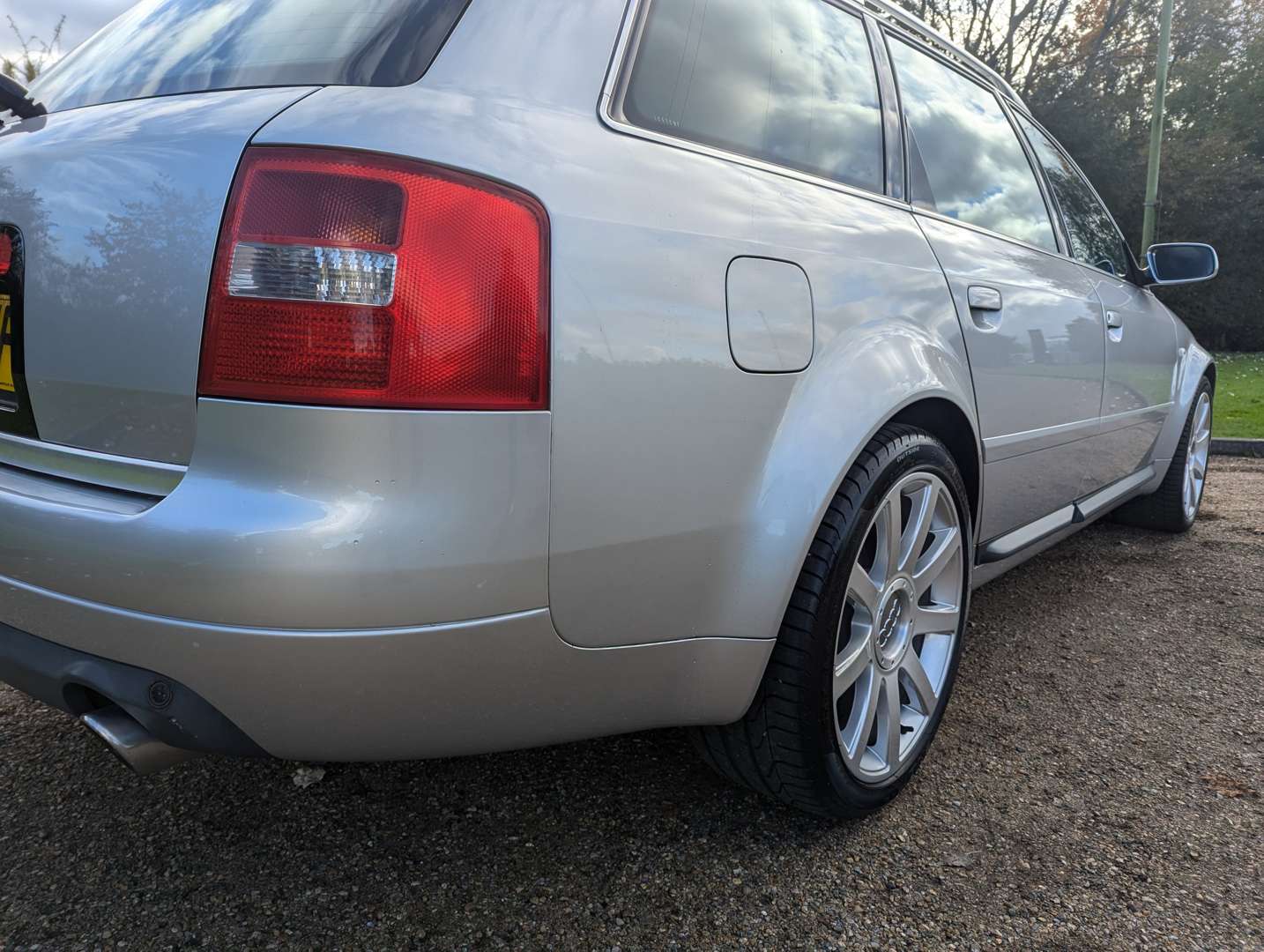 <p>2002 AUDI S6 4.2 AVANT ESTATE AUTO</p>