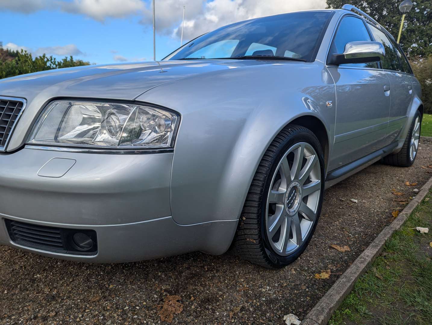 <p>2002 AUDI S6 4.2 AVANT ESTATE AUTO</p>